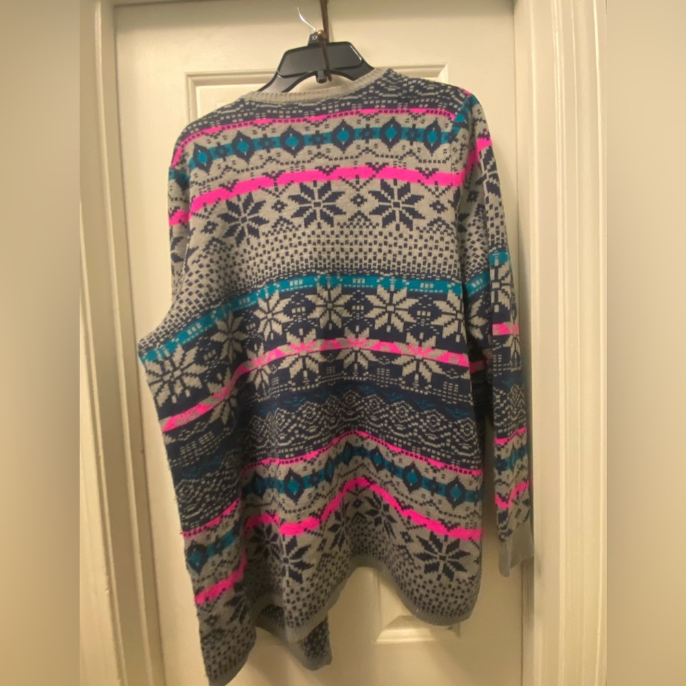Torrid Snowflake Patterned Open Cardigan - Picture 5 of 5